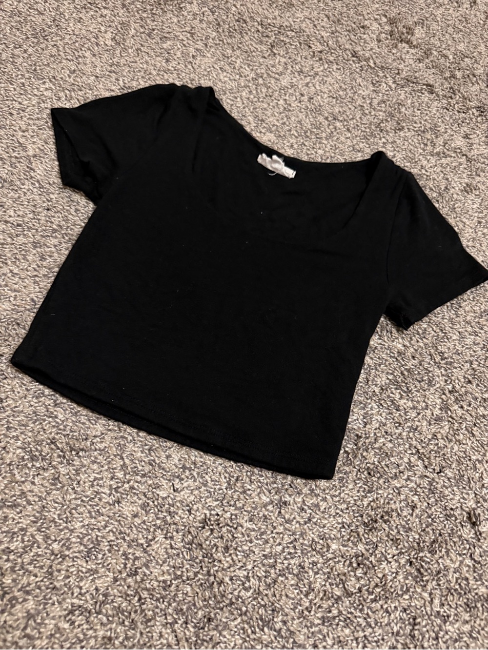 Black Women's Scoop Neck Crop Top
